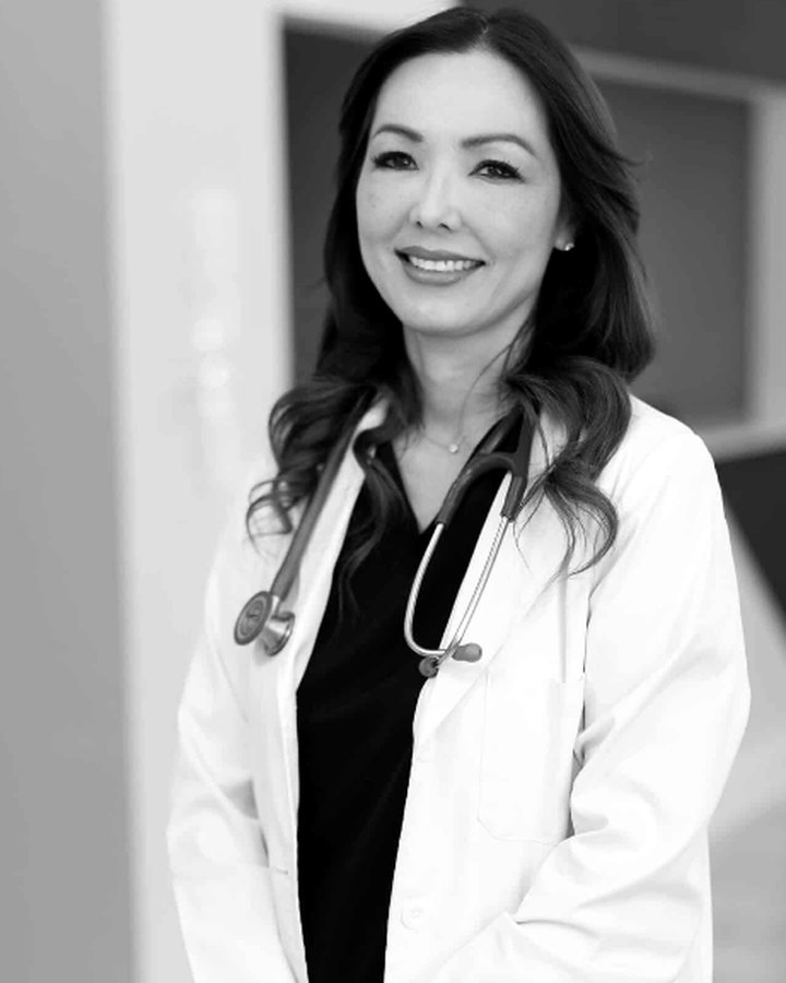 Portrait of Dr. Jenny Fugere, APRN, RN, DC, Family Nurse Practitioner at Revive Primary Care & Med Spa in Lutz, Florida